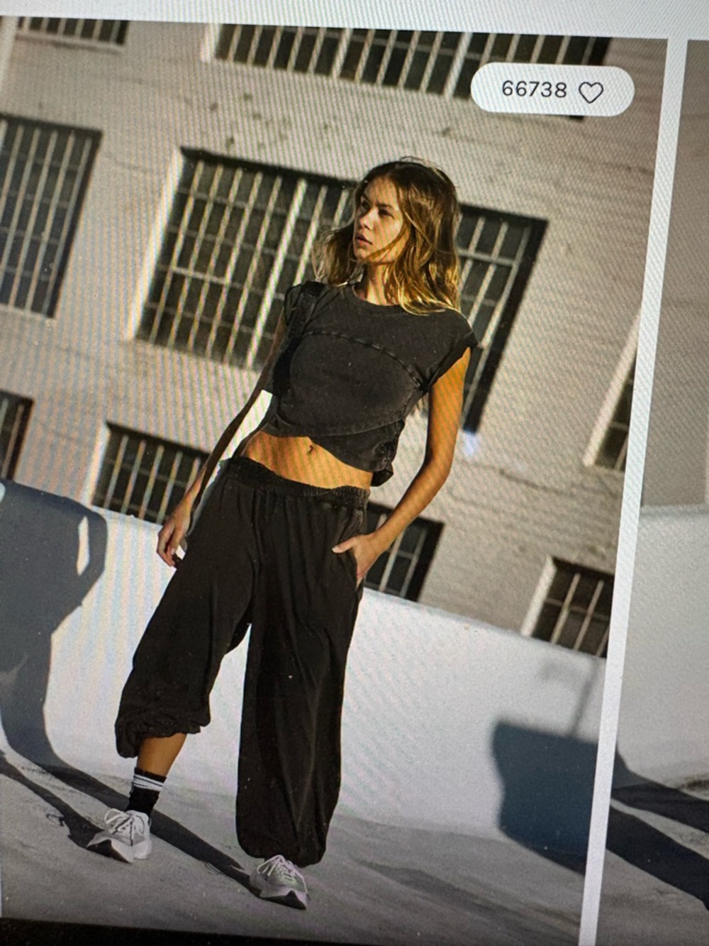 Hot shot crossover set 

Free people Dark Charcoal Two-Piece Lounge Set - Picture 3 of 3